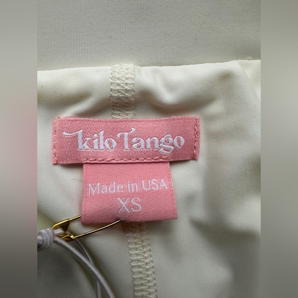 KILO TANGO Ruffle‎ Skort in Ivory gold skirt size XS NWT - Picture 11 of 15